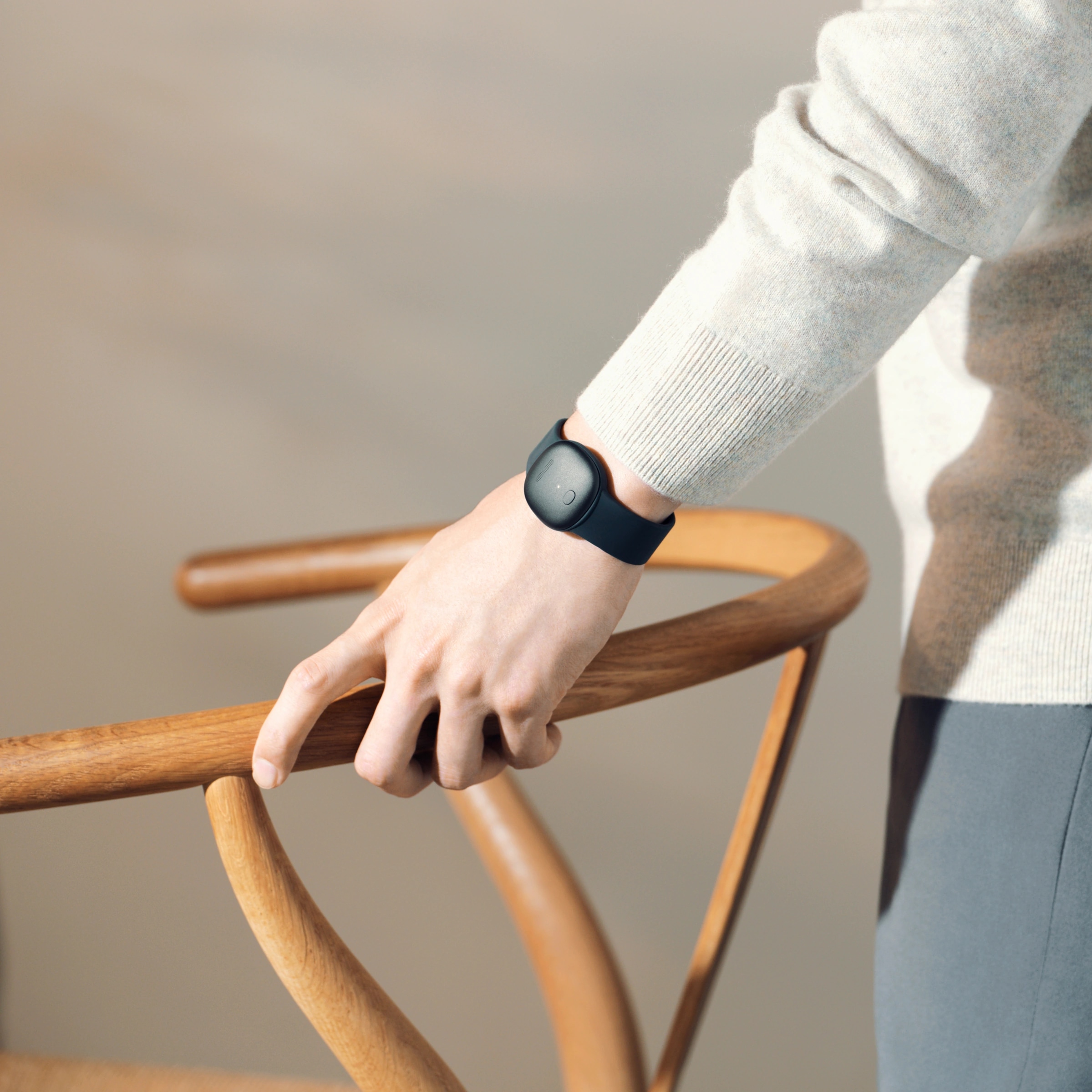 Mori device worn on a wrist